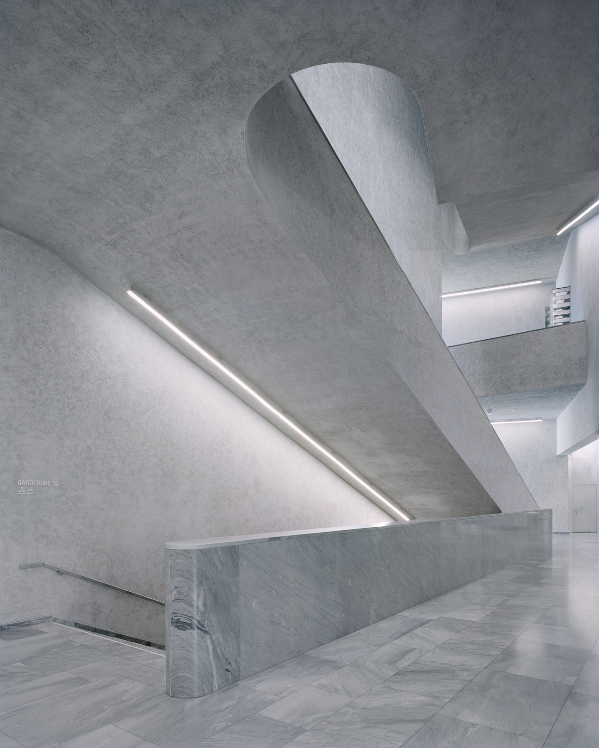 Das Treppenhaus im Neubau. Foto: Laurent Kronental